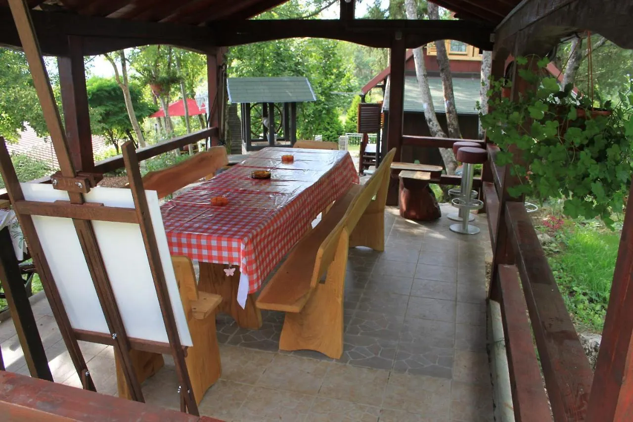 Wooden Cottage Home Holiday Eva Lipa 샬레