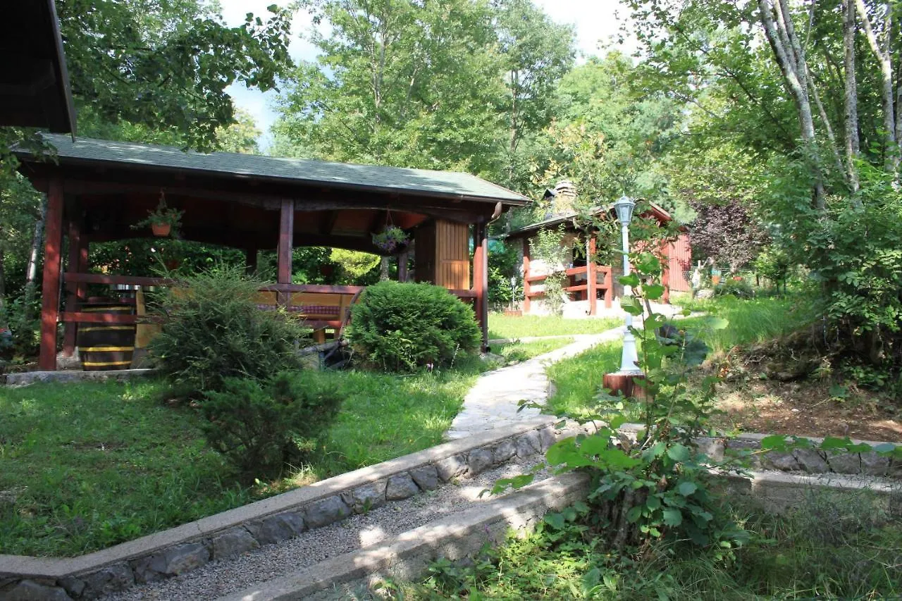 Wooden Cottage Home Holiday Eva Lipa 샬레